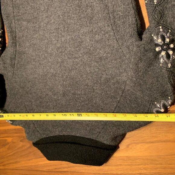 Carson, jacket, grey felted wool, embroidered, quilted, Sz M, EUC - Picture 14 of 15